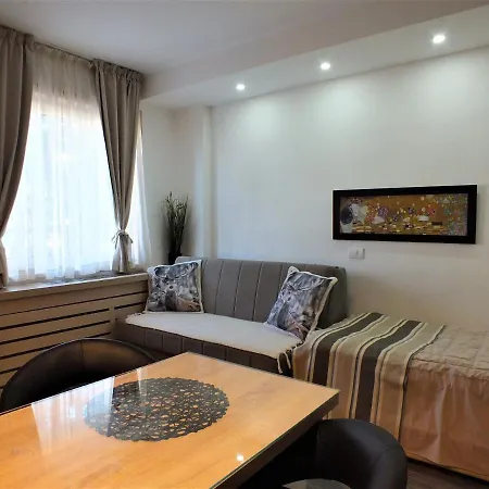 Konaci Apartment *